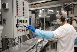 百年乳企荷蘭原罐 中國寶寶的首選，互聯網銷售的典范